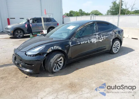 2021 Tesla Model 3 Long Range Dual Motor All-Wheel Drive z USA, uszkodzony, nr VIN 5YJ3E1EB3MF052082